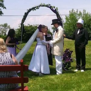 Meet your Posher, Amy